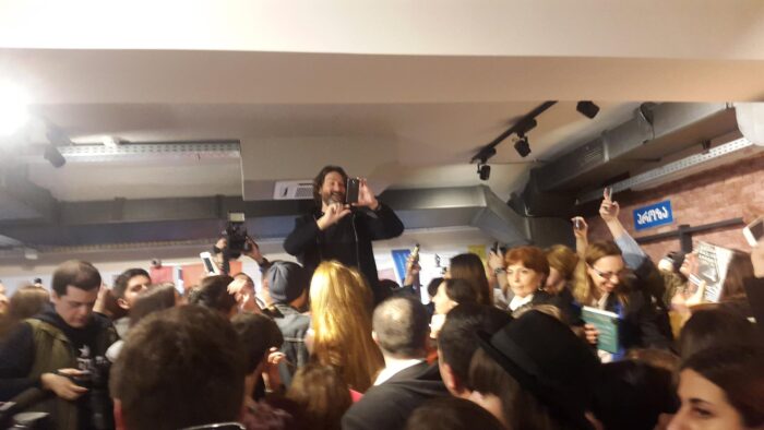 12842377_1021976941174758_1952763176_o